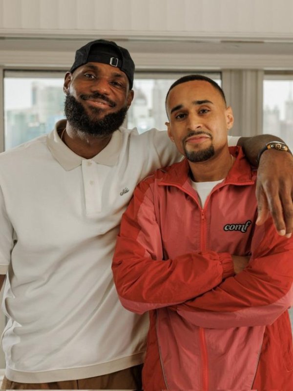 配资炒股大全 詹姆斯：我在中国还是没买国际漫游流量 但我连上了酒店的WiFi